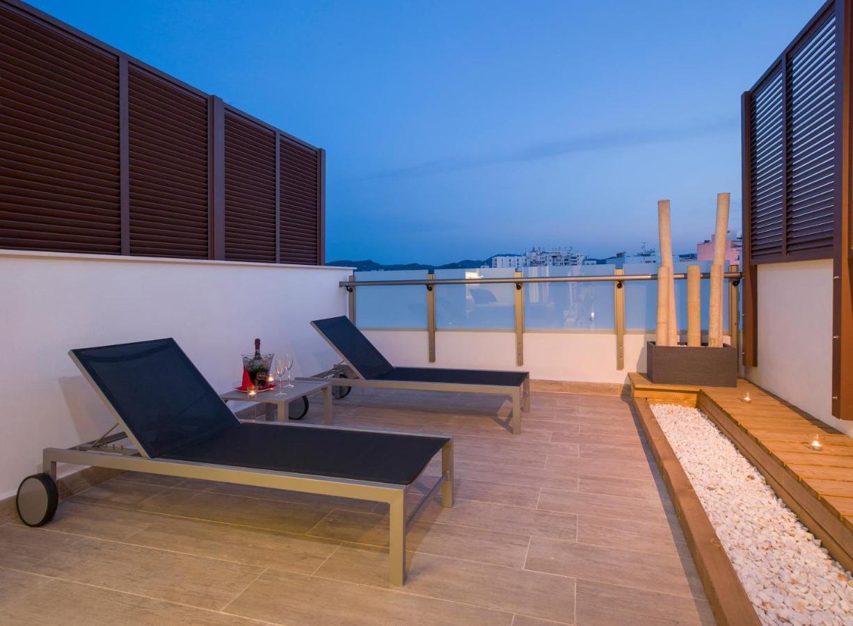 Hostal Mari Σαν Αντόνιο Εξωτερικό φωτογραφία