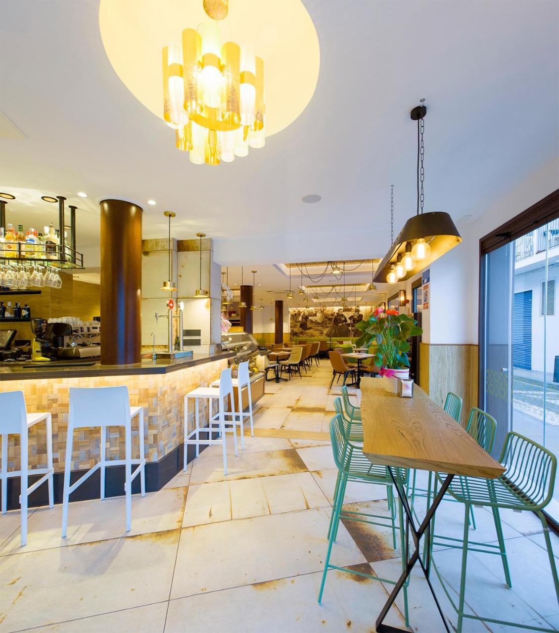 Hostal Mari Σαν Αντόνιο Εξωτερικό φωτογραφία